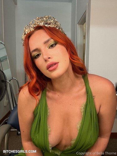 celeb Bella Thorne Topless - Celebrity Onlyfans Leaked Images