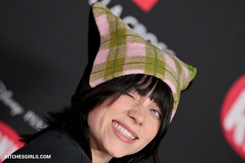 Billie Eilish Sexy Celebrity Photos celeb