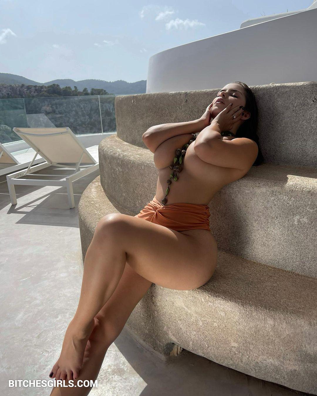 Demi rose nude pictures