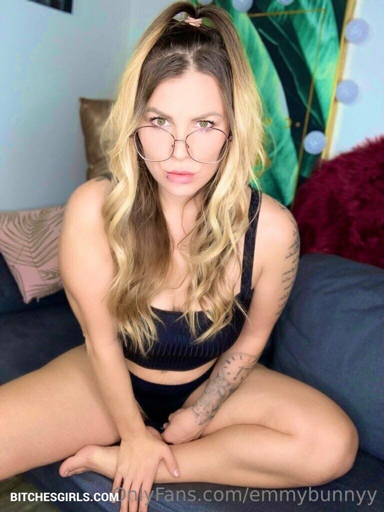 Emmabunnyy Instagram Sexy Influencer - Emma Bailey Cam Girl Leaks