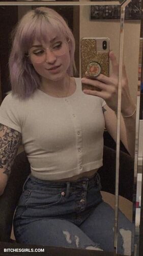 FrickinDelanie nude teen / EmotionalShorty onlyfans tits nudes FrickinDelanie nude teen / EmotionalShorty onlyfans tits nudes