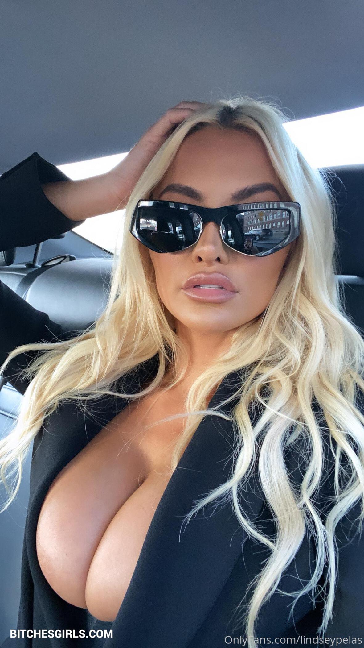 Lindsey Pelas Nudes - Onlyfans Leaked Tits & Nipples Photos