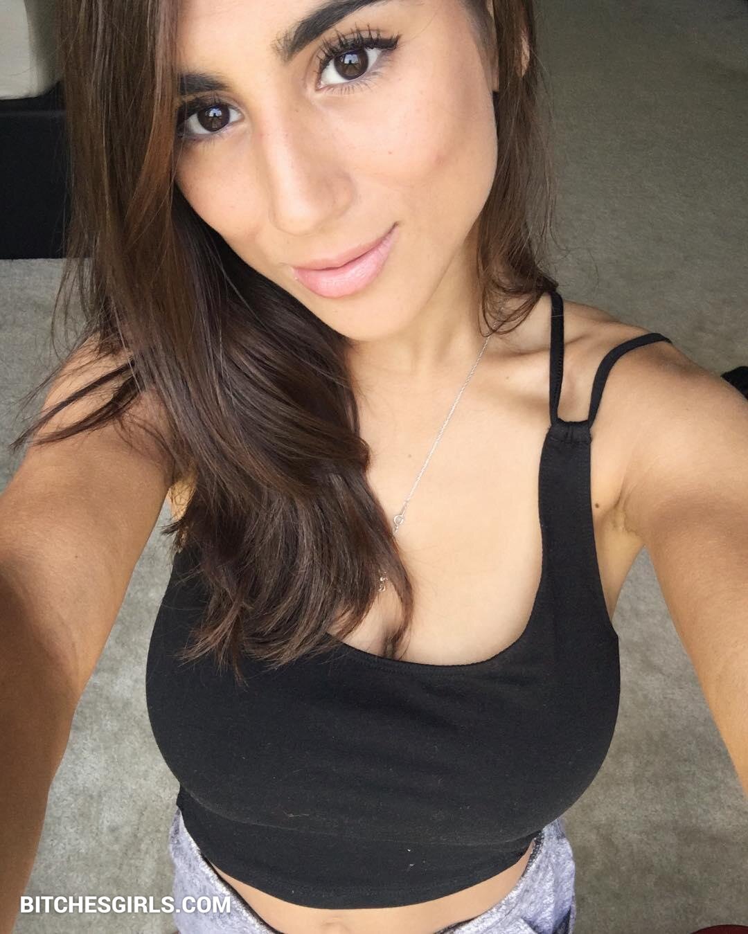 Lotsofbunnies Youtube Naked Influencer - Madrigal Twitch Leaked Nude Photo