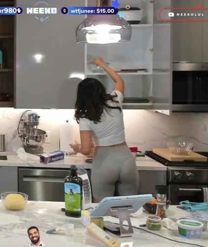 latina twitch