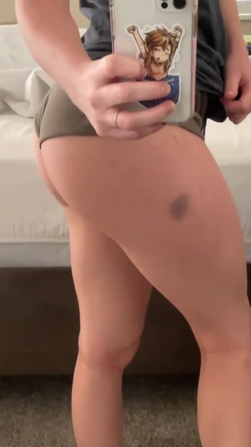 Twitch streamer leaked nudes