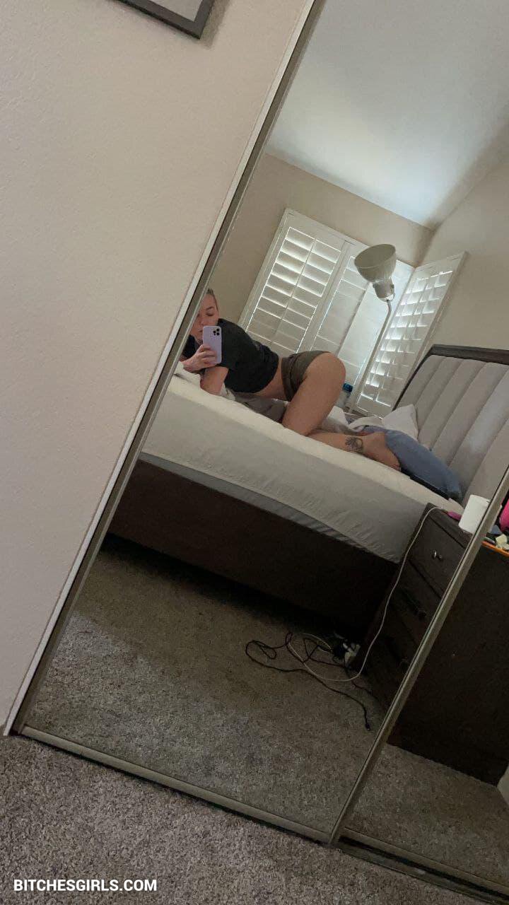 Stpeach Nudes - Twitch Streamer Onlyfans Leaked Panties Flashing