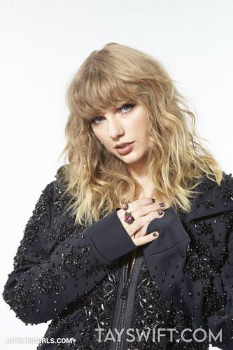 Taylor Swift Nude - Celebrity Sexy Album Taylor Swift Nude - Celebrity Sexy Album