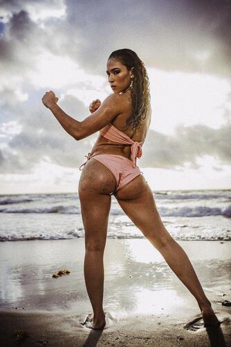 thicc Valerie Loureda latina nude celebrity