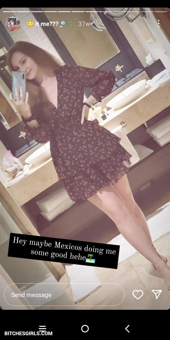 Vicky Kunia Nude Influencer - Vkunia Leaked Photos